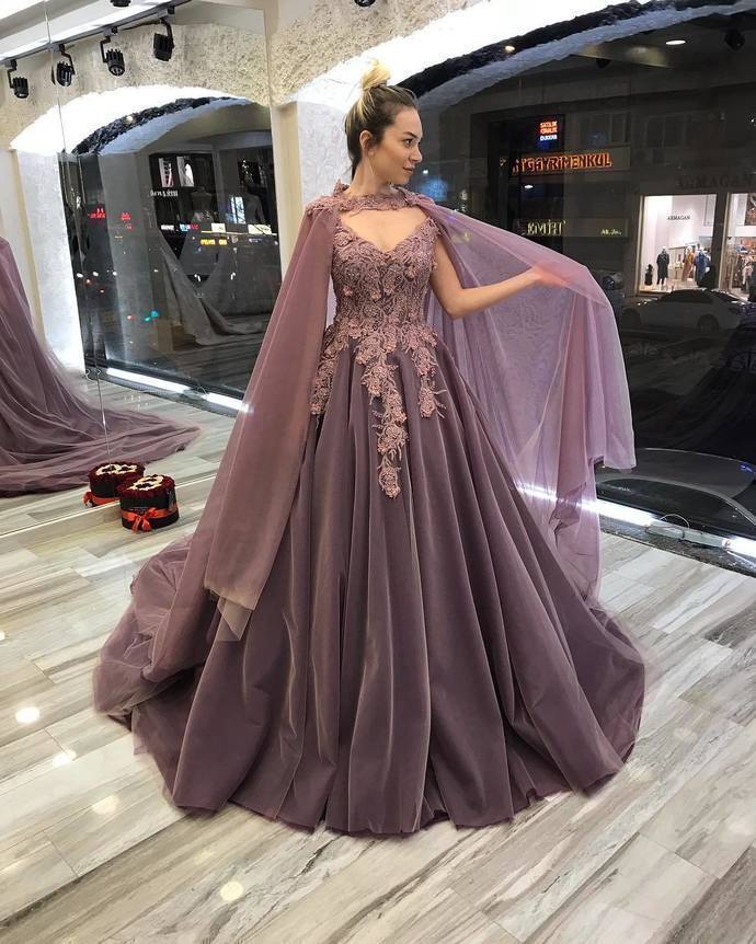 Long Prom Dress,Gorgeous Cape Ball Gown Wedding Dress Lace Appliques Beaded Women Bridal Gowns cg13124