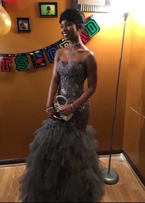 Grey Mermaid Tulle Prom Dresses Sweetheart Lace Bodice Tiered Black Girl African Girl Evening Formal Gowns cg13205