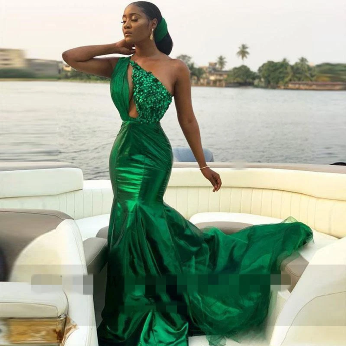 2021 glaring Sexy Green One Shoulder Mermaid Evening Dresses Sequined Sweep Train Satin Tulle Plus Size Prom Gowns cg13404