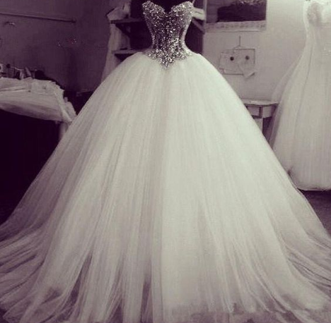 Gorgeous Crystal Beading Tulle Ball Gown prom dress Wedding Dresses cg1020