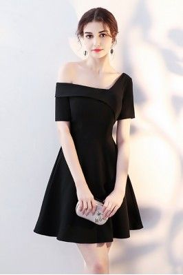 Chic Little Black Short Homecoming Dress with Sleeves   cg13320