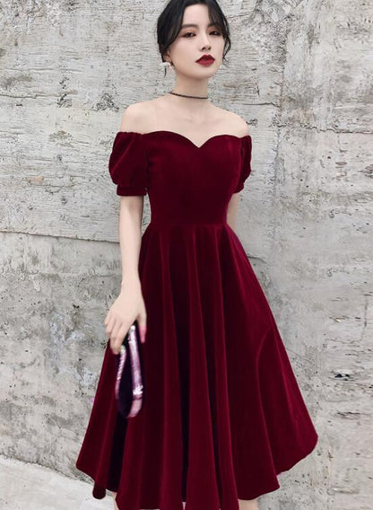 Wine Red Short Velvet Evening Dresses, Off Shoulder Prom Dresses Bridesmaid Dress   cg16388