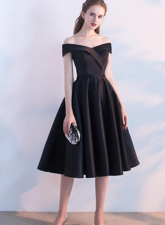 Simple Black Satin Short Sweetheart Party Dress, Black Homecoming Bridesmaid Dress    cg21795