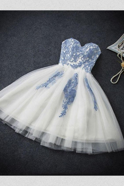 A-Line Sweetheart Sleeveless Short Tulle Homecoming Dress with Appliques  cg218
