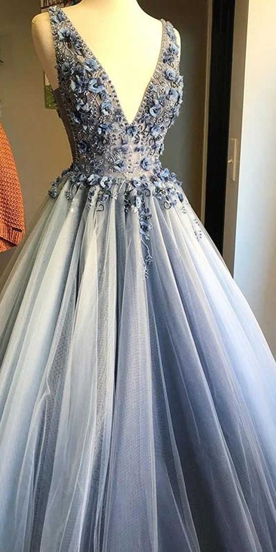 Grey Tulle 3D Appliques A-line V-neck Long Prom Dress   cg7107